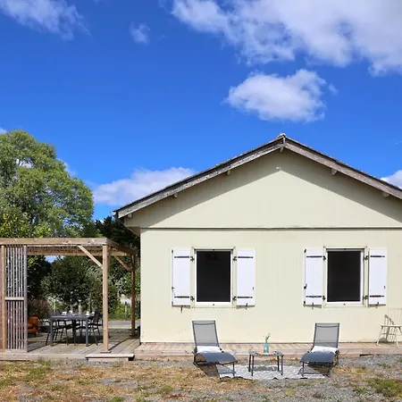 Dom wakacyjny Le Du Moulin - 15min Du Mont Saint-michel Beauvoir (Manche)