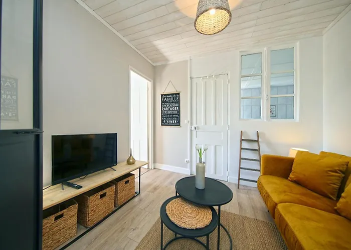 Prázdninový dům Le Du Moulin - 15min Du Mont Saint-michel